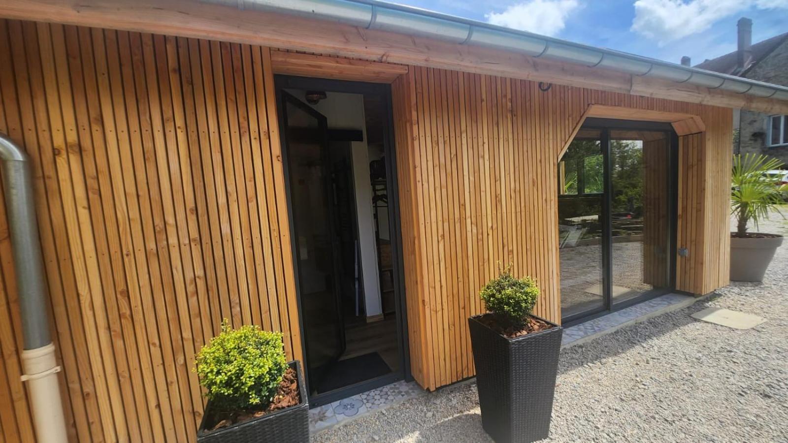 Lodge Du Chateau De Feschaux Villeneuve-sous-Pymont 外观 照片