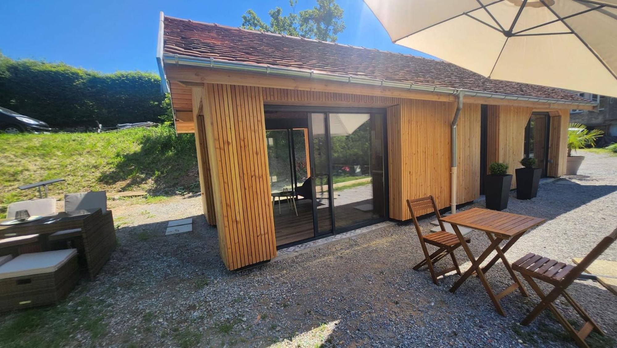 Lodge Du Chateau De Feschaux Villeneuve-sous-Pymont 外观 照片